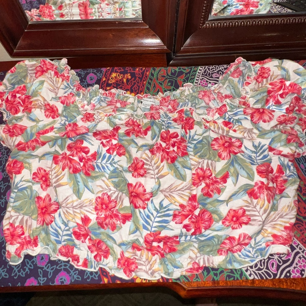 American Eagle Outfitters Colorful Floral Top